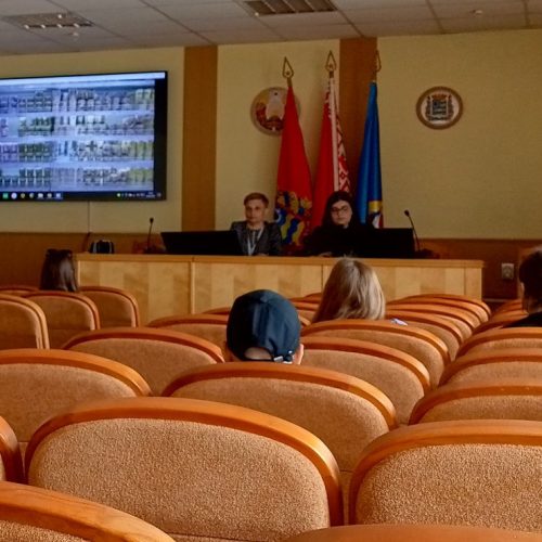 Работа с подростками по теме «Безопасные каникулы» в рамках подросткового клуба «Чердак»