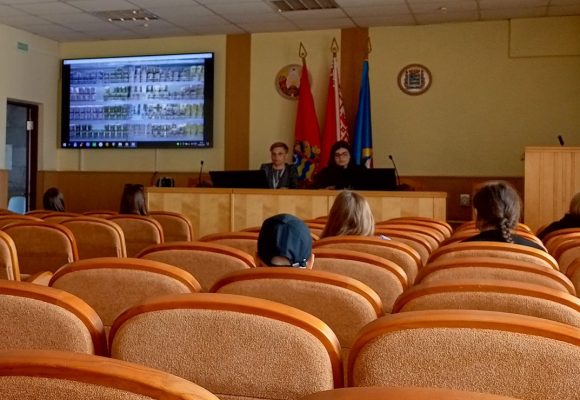 Работа с подростками по теме «Безопасные каникулы» в рамках подросткового клуба «Чердак»
