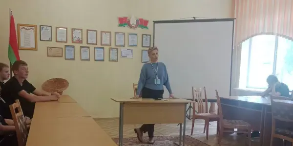 УО ф-л «Червенский строительный лицей» п. Правдинский. Встреча со студентами первого курса в рамках республиканской акции» Безопасное лето».