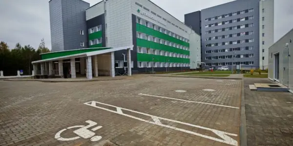 В поселке Дружный открылся новый лечебный корпус: качественная медицина — ближе к жителям