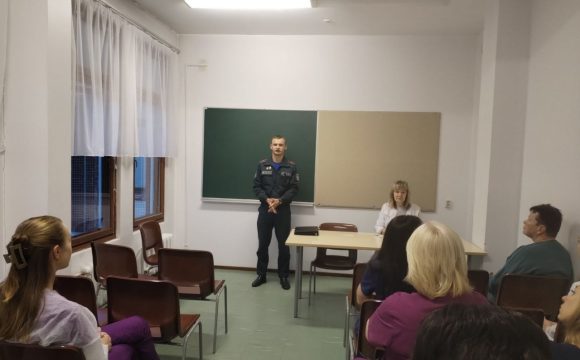 photo_5213071432777141265_y Встреча в рамках акции «За безопасность вместе»