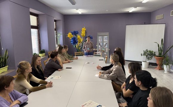 photo_5215624593266117863_y (1) Информационно – профилактическая встреча в редакции районной газеты «Пухавiцкiя навiны» об организации процесса вакцинации в Пуховичском районе