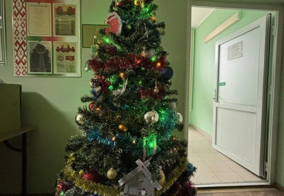 photo_5332356946763386018_y Украсим ёлку вместе