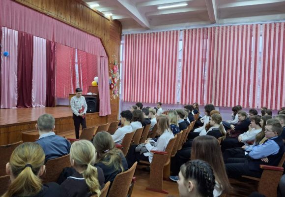 12.02.2026 прошла информационно – профилактическая встреча с обучающимися 8-11 классов ГУО «Средняя школа №1 г.Марьина Горка» в рамках областной межведомственной акции «Дружим с Законом!»